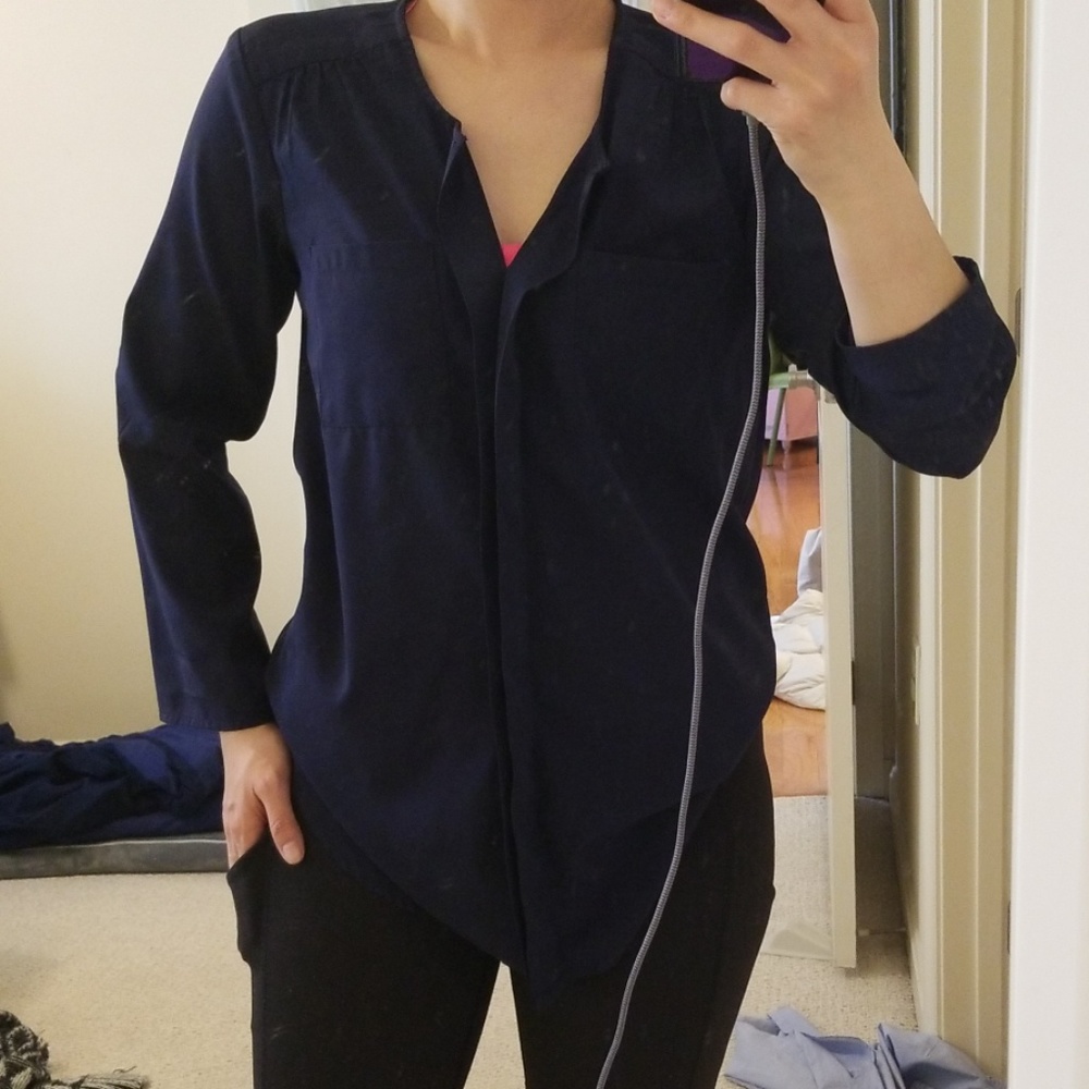 Top - Picture 2 of 4